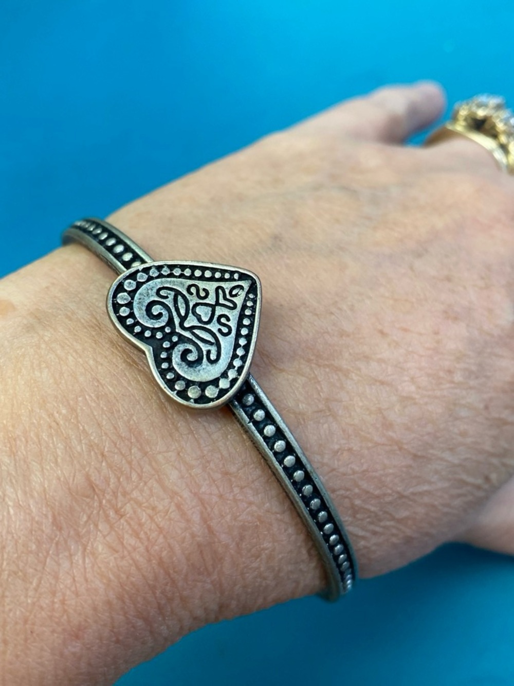 Heart Cuff Bracelet - Silver Tone